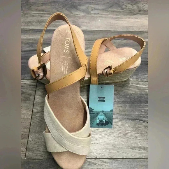NWT TOMS Willow Espadrille Wedge Sandals Tan/Cream - Picture 3 of 6